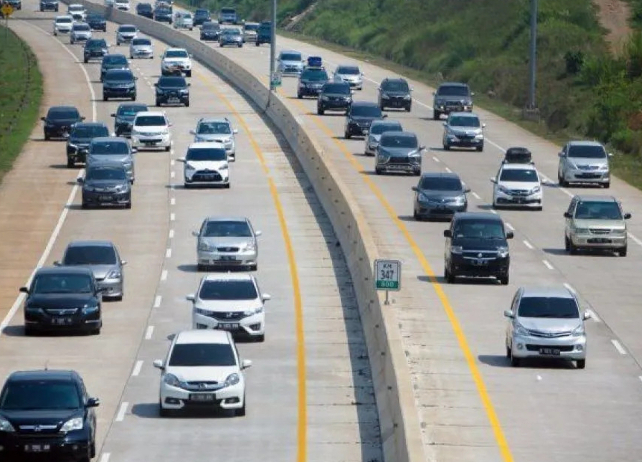 Diskon Tarif Tol 2025: Hemat Biaya Mudik dan Kurangi Kemacetan!