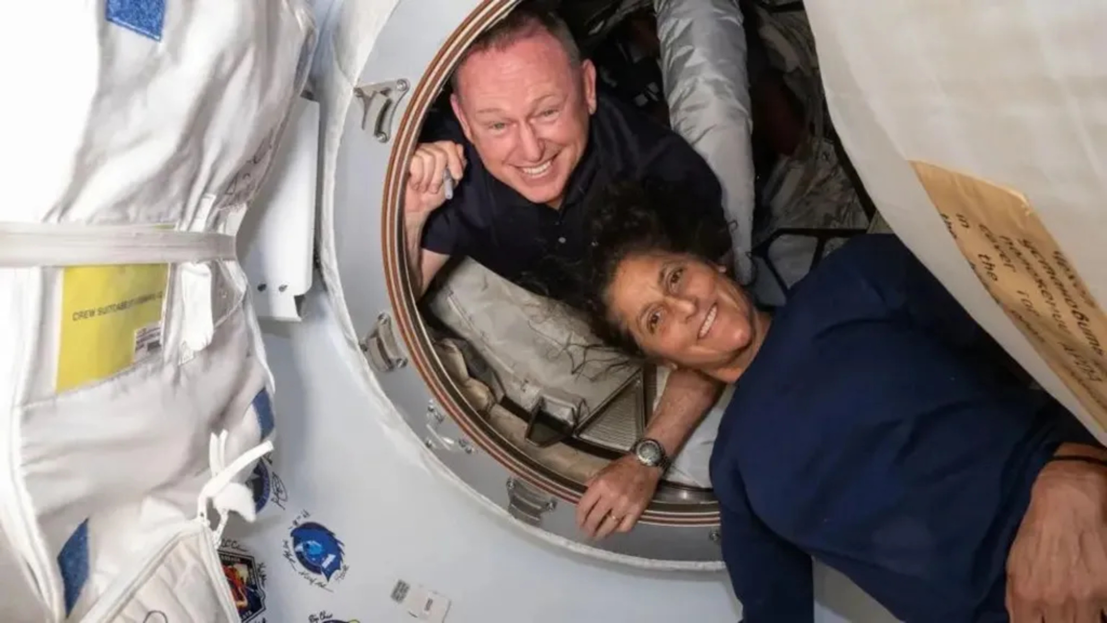 Dua Astronot NASA Akhirnya Kembali ke Bumi Setelah Sembilan Bulan di Luar Angkasa