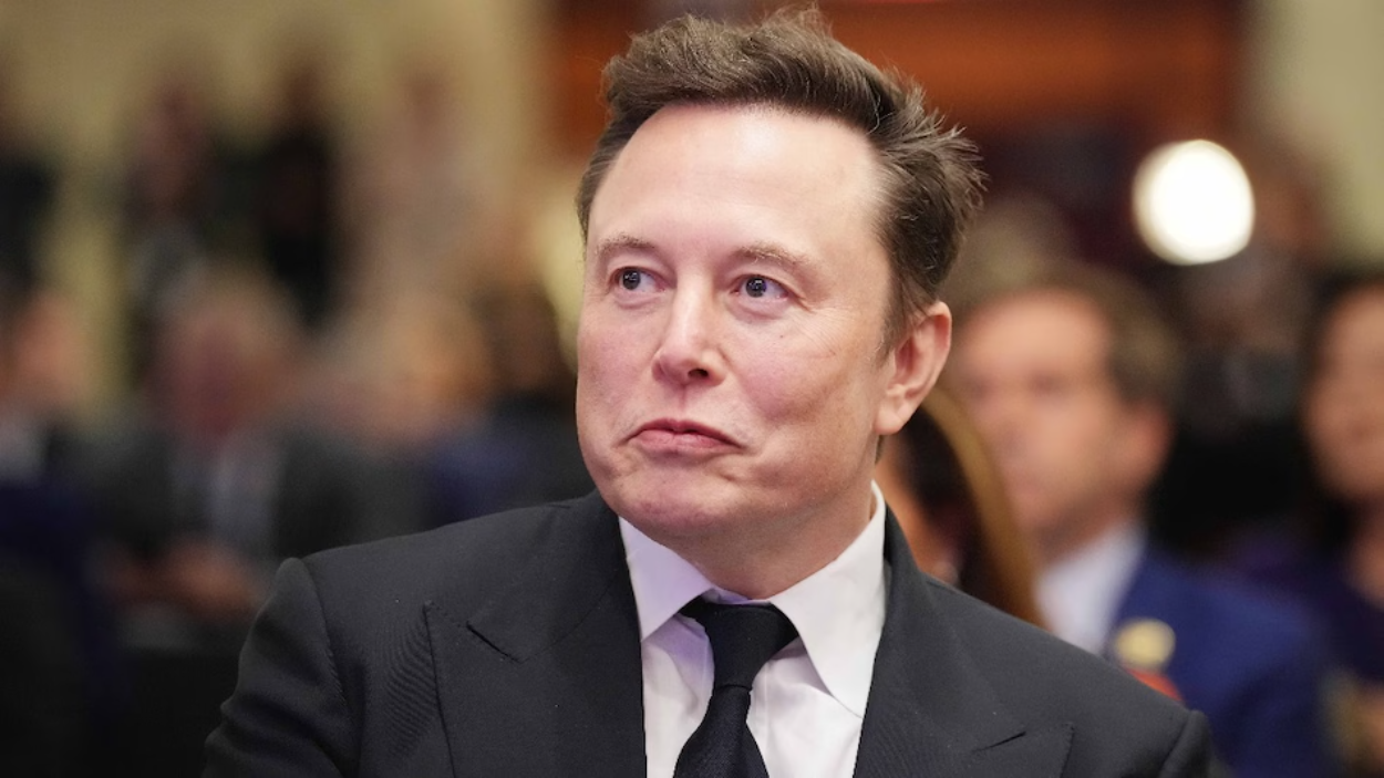 Elon Musk Diduga Manfaatkan Kontrak Pemerintah untuk Privatisasi Layanan Antariksa