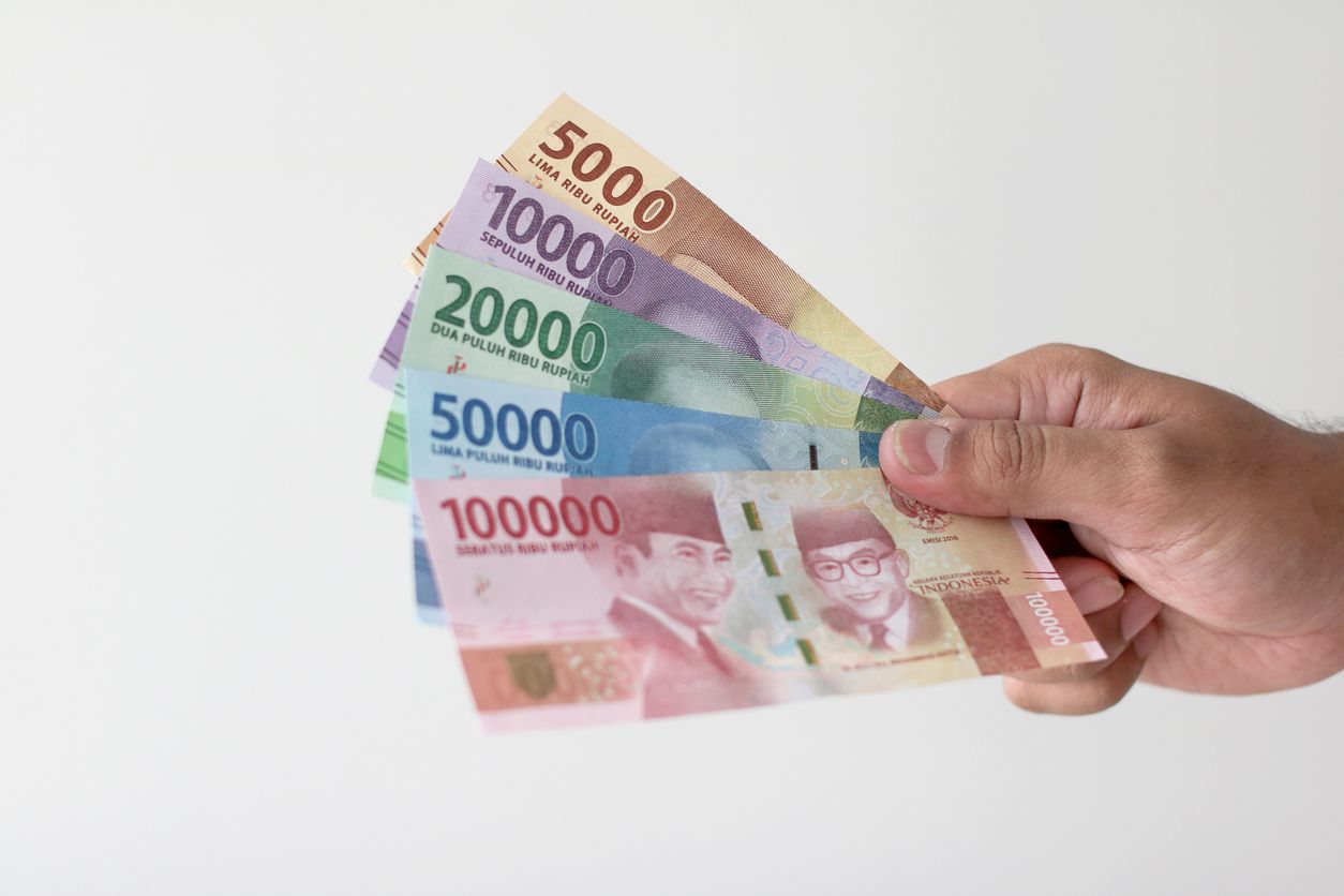 Harta Hasil Korupsi Dikeluarkan Zakatnya atau Disedekahkan, Bisakah Jadi Suci?