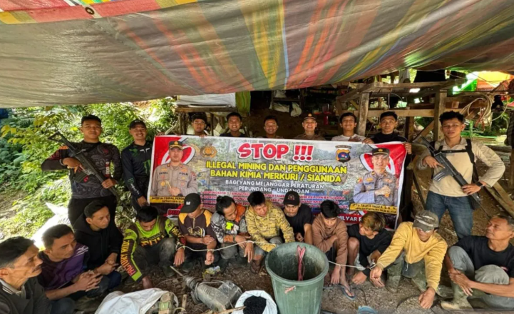 Heboh! Tambang Emas Ilegal di Bukit Bulat Digerebek, 10 Orang Diciduk Polisi