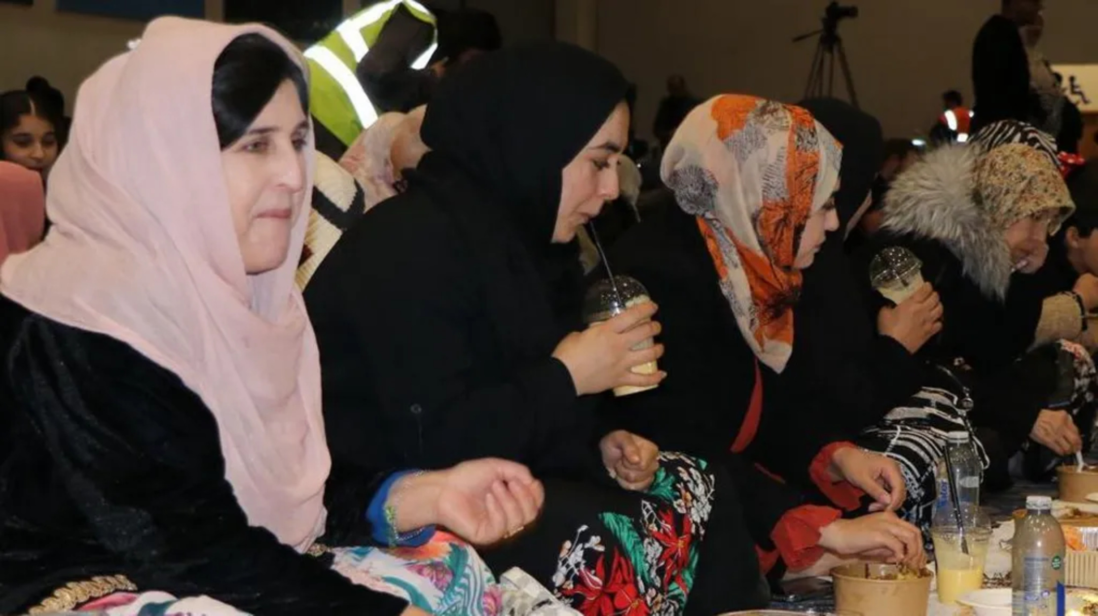 Iftar di Coventry Building Society Arena Dipuji Sebagai Acara yang Penuh Kehangatan dan Kebersamaan