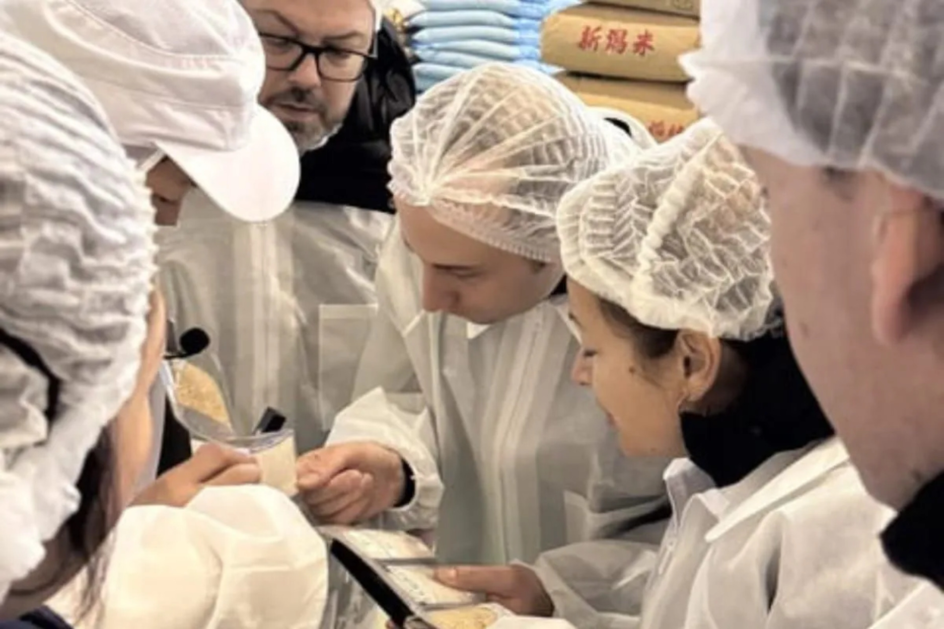 Jelajahi Warisan Sake dan Shochu Jepang Melalui Tur Eksklusif Japan Sake and Shochu Makers Association
