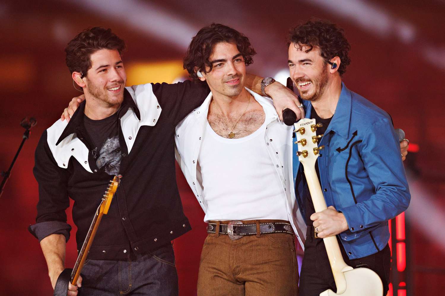 Jonas Brothers Comeback ke Disney dengan Film Natal Baru Tahun 2025