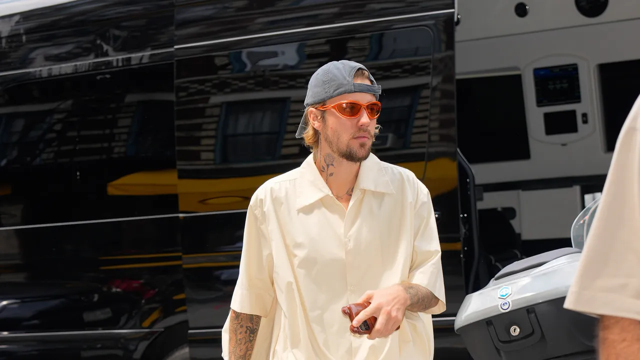 Justin Bieber Buka Suara Soal Kesehatan Mental dan Tahun Terberatnya