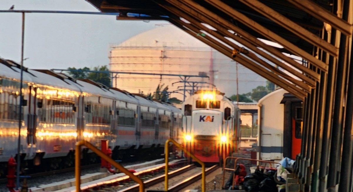 KAI Ingatkan Jangan Asal Beli Tiket Kereta di Medsos Saat Lebaran 2025, Waspada!
