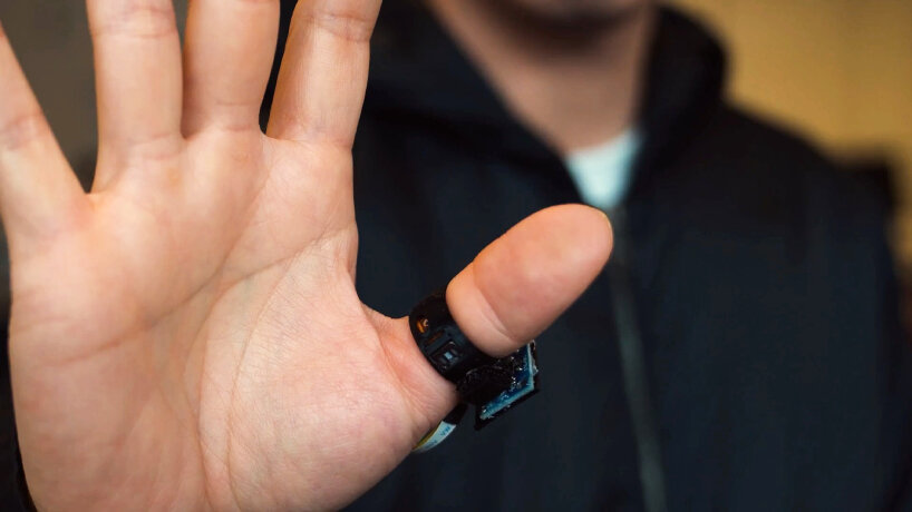 Keren! Cincin AI Canggih Ini Bisa Terjemahkan Bahasa Isyarat ke Teks