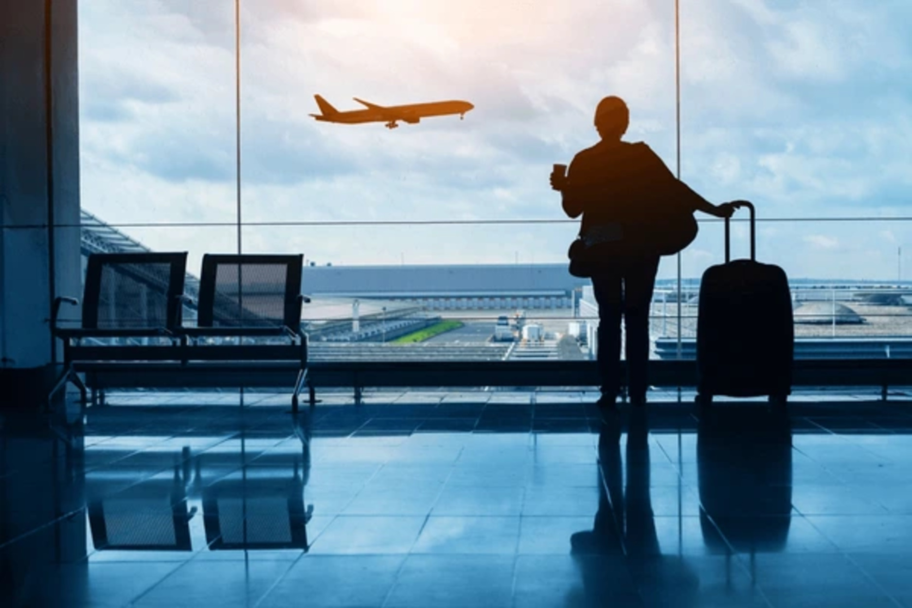 Komnas Pengendalian Tembakau Desak Garuda Indonesia Blacklist Penumpang yang Merokok Elektrik di Pesawat