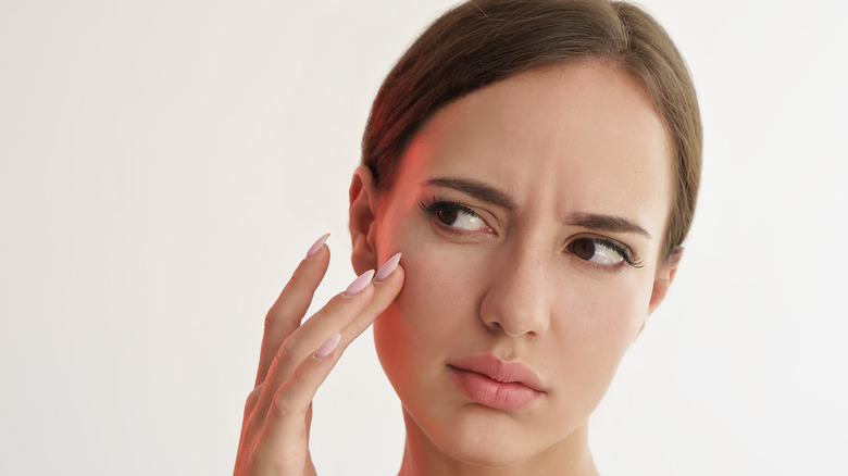 Kulit Kering atau Dehidrasi saat Puasa? Kenali Perbedaan dan Cara Mengatasinya!