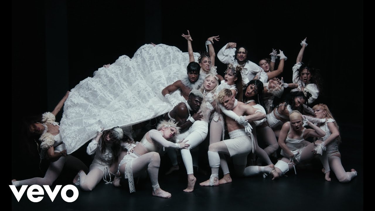 Lady Gaga Ungkap Makna di Balik Lagu ‘Abracadabra’, Ini Lirik dan Terjemahannya