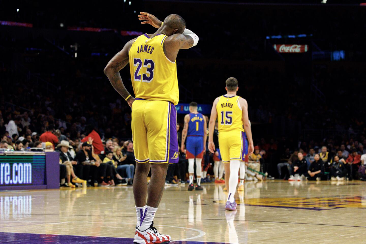 Lakers Alami Kekalahan Ketiga Beruntun, Pertahanan Masih Jadi Masalah