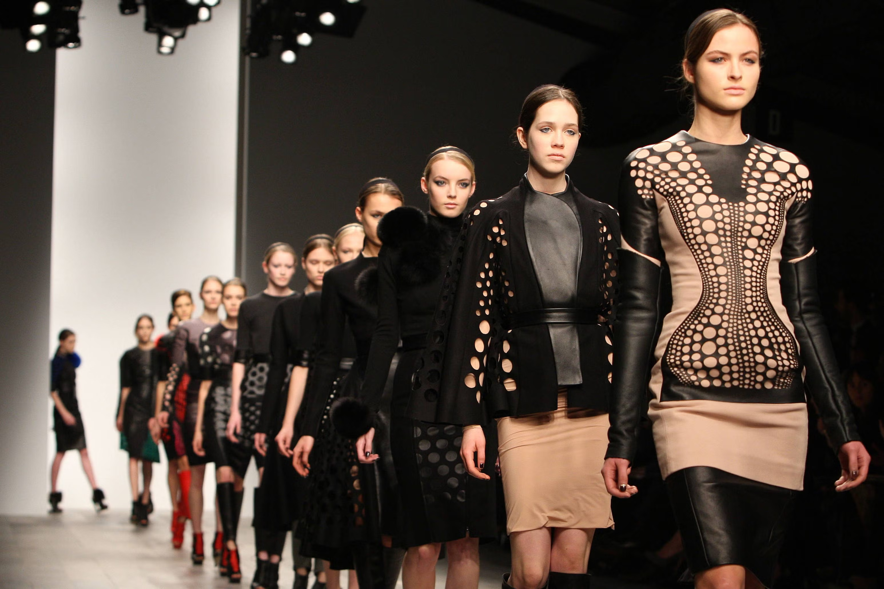 London Fashion Week Resmi Terapkan Standar Berkelanjutan untuk Semua Brand