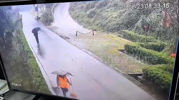 Longsor Besar di Sichuan Nyaris Menelan Korban, Tapi Semua Selamat!