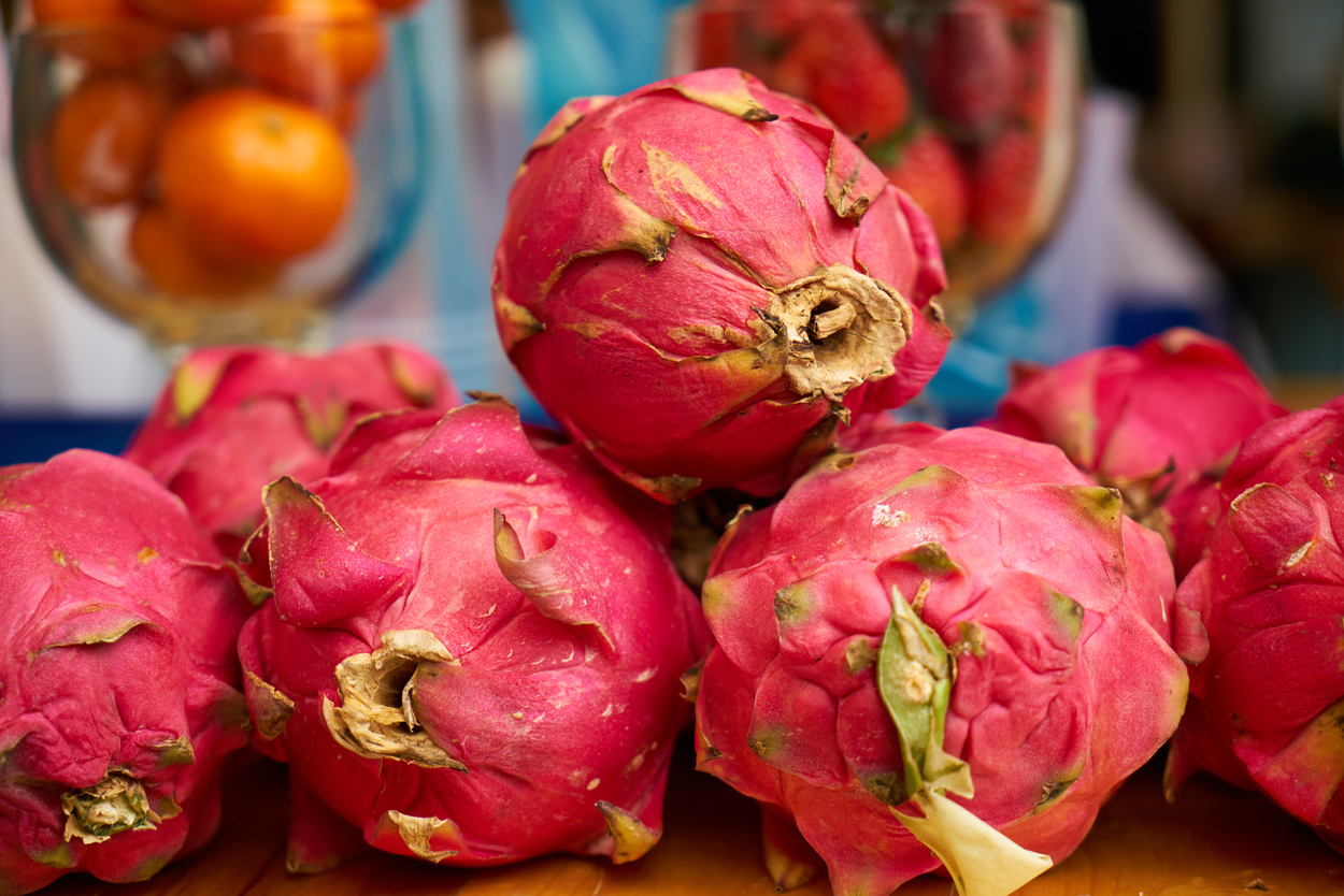 Manfaat Buah Naga untuk Kulit yang Bikin Wajah Glowing