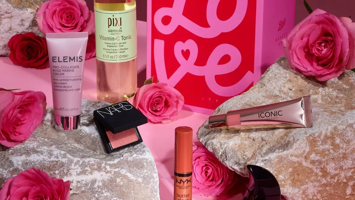 Menuju Valentine’s Day, Ini Ide Makeup Romantis Untuk Berkencan