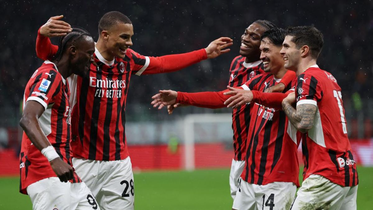 Milan Menang Dramatis, Dele Alli Kartu Merah di Laga Comeback