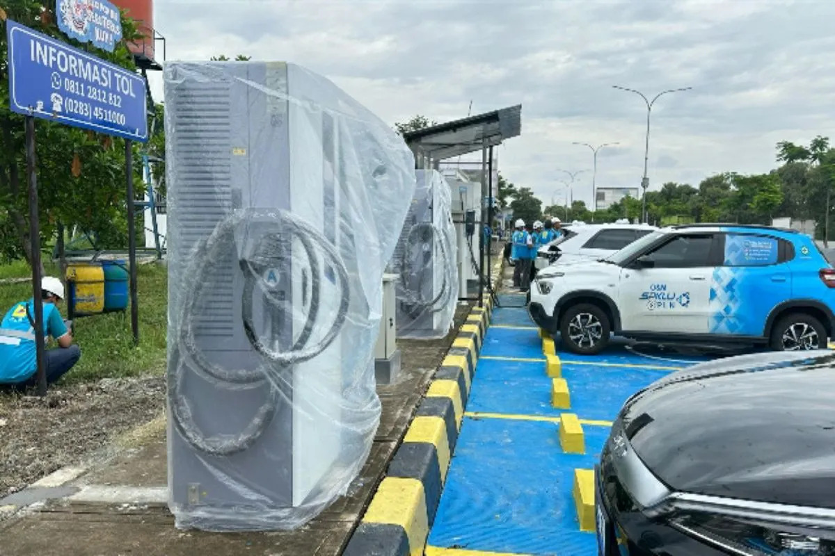 Mudik Idul Fitri Pakai Mobil Listrik? Simak Tips Aman dan Nyamannya!