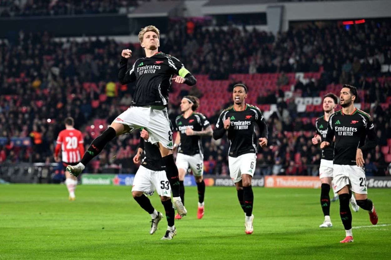 Ngamuk! Arsenal Bantai PSV Eindhoven di Markasnya Tujuh Gol