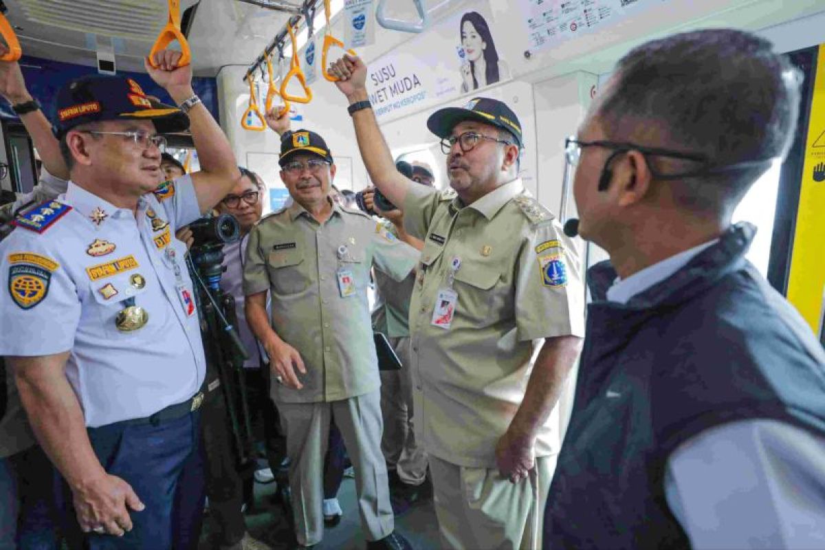 Pemprov DKI Bakal Gratiskan Transportasi Umum Hanya Untuk 15 Golongan Ini