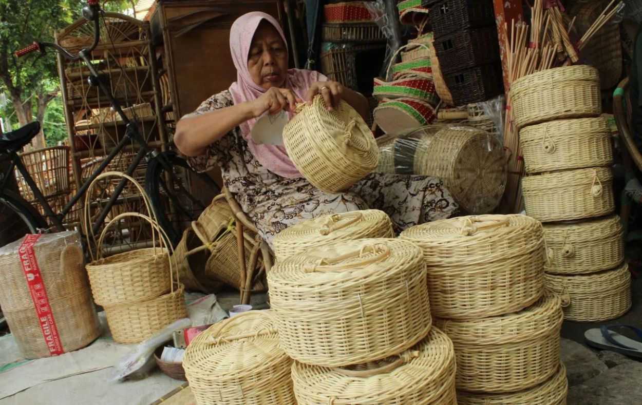 Pengusaha Lokal Harus Diperkuat Biar Nggak Kalah Sama Serbuan Produk Impor