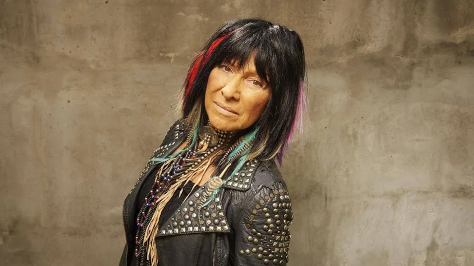 Penyanyi Buffy Sainte-Marie Kehilangan Penghargaan Tertinggi Kanada di Tengah Kontroversi Identitas