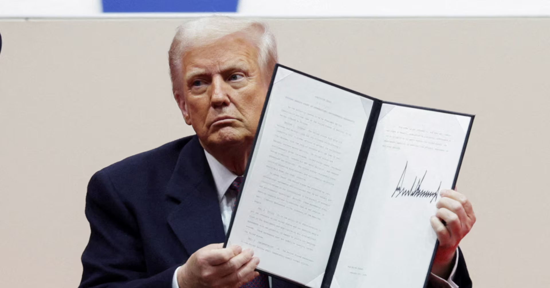 Presiden AS Trump Cabut Kebijakan Biden Soal Risiko AI Usai Dilantik