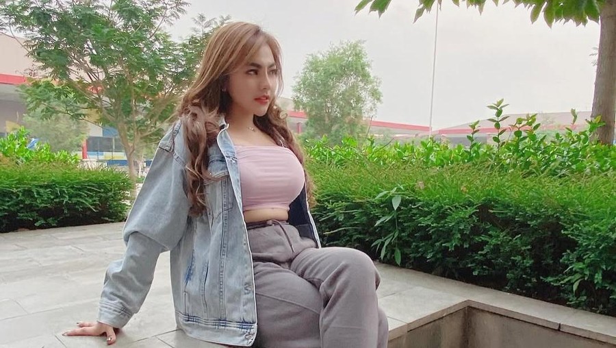 Profil Lisa Mariana, Model Majalah Dewasa yang Ngaku Punya Anak dari Ridwan Kamil