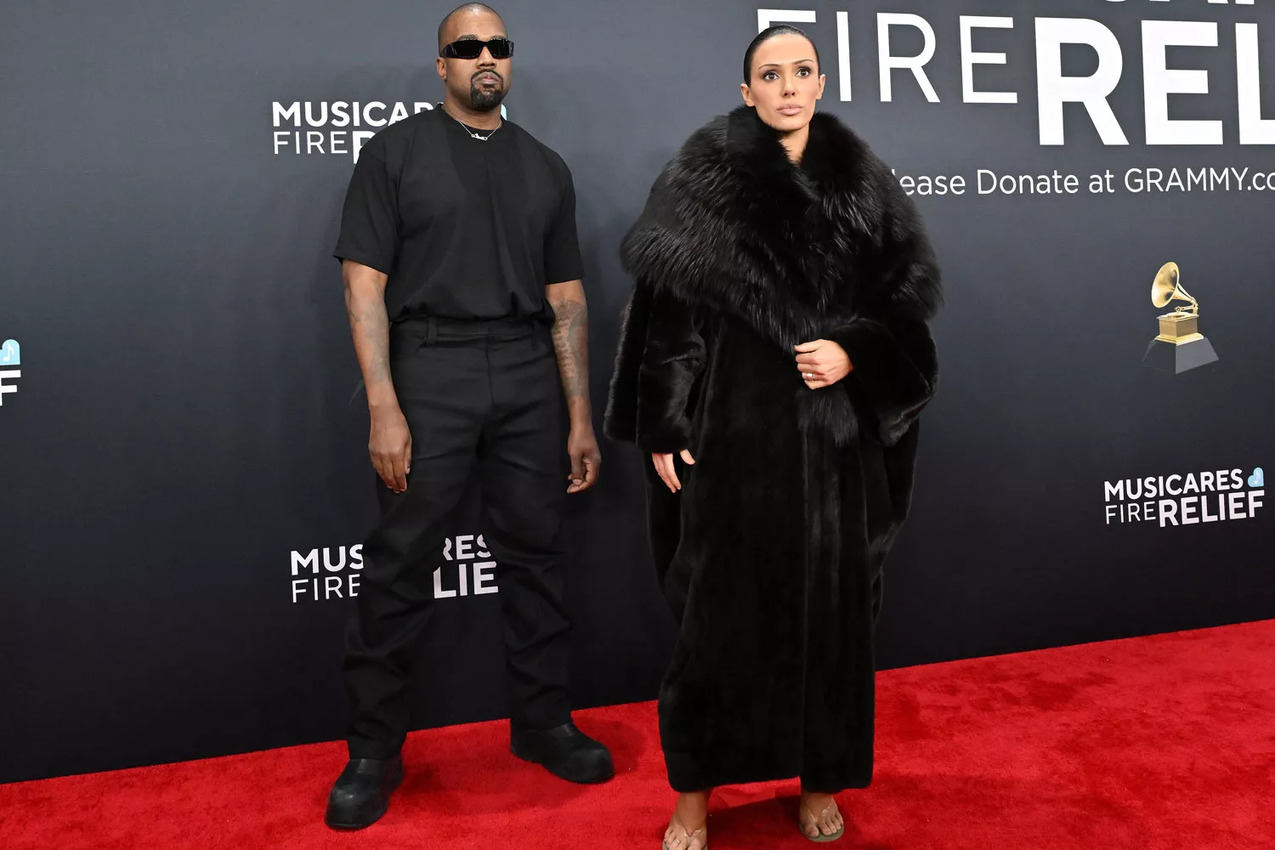 Raj Kapoor Sindir Gaya Berpakaian Kanye West dan Bianca Censori di Grammy 2025