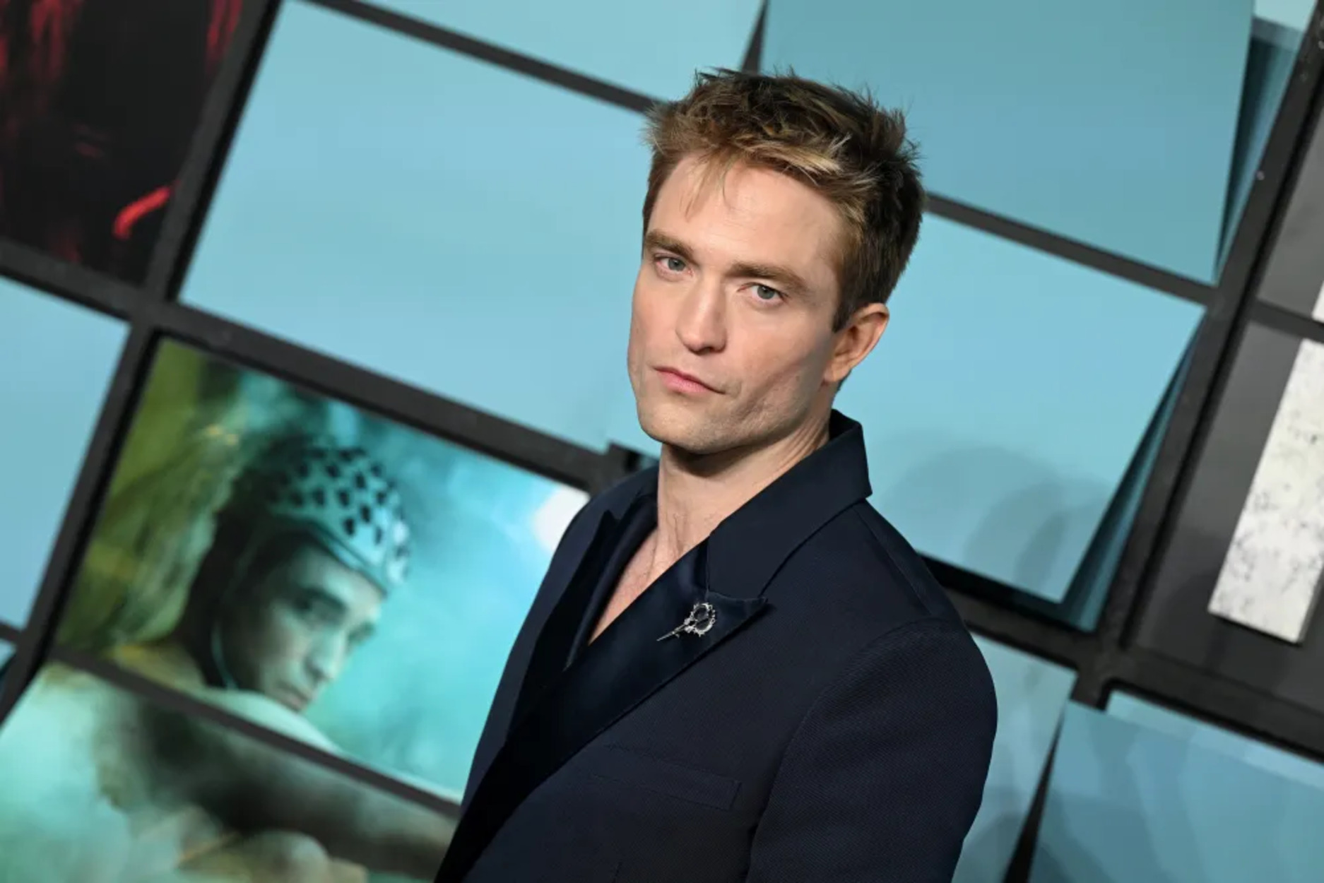 Robert Pattinson Bicara Perubahan Basis Penggemarnya dari Sekuel 