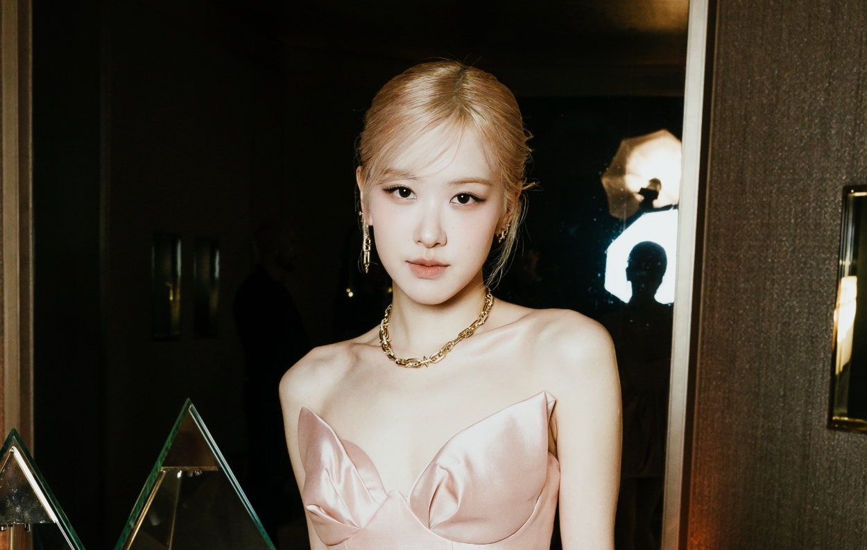 Rosé Konfirmasi Musik Baru BLACKPINK Usai Kolaborasi dengan Bruno Mars