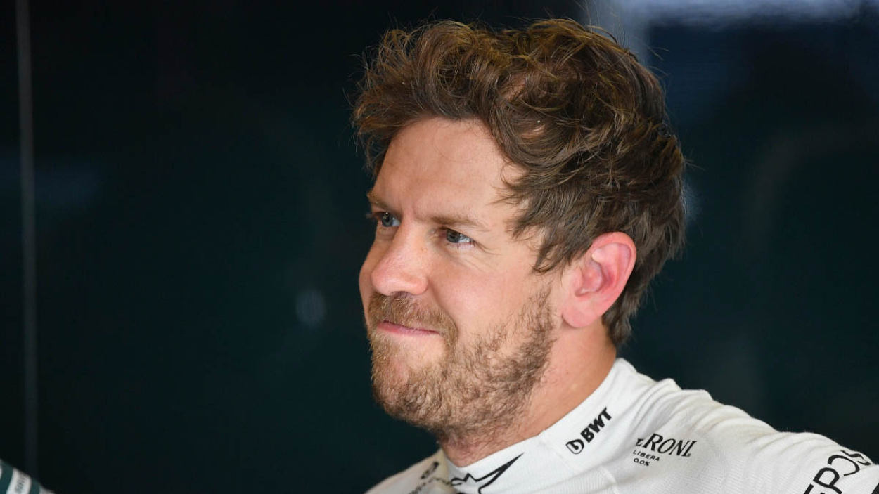 Sebastian Vettel Sapa Hangat Penggemar dan Beri Penghormatan untuk Schumacher di ROC