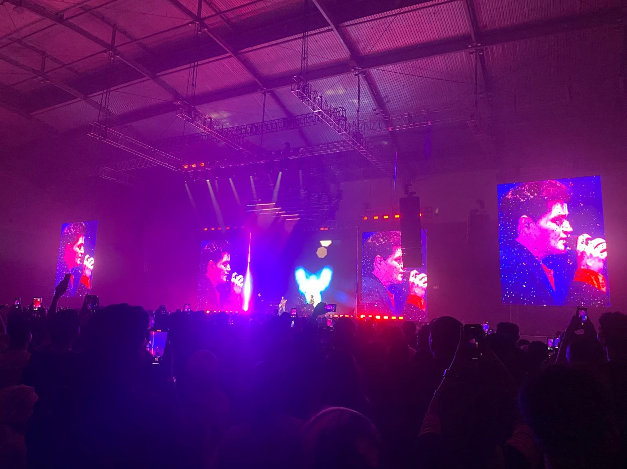 Sederet Momen Menarik Konser The Script di Jakarta, Tribute untuk Mendiang Gitaris Hingga Vokalis Turun Panggung di Kerumunan Penonton