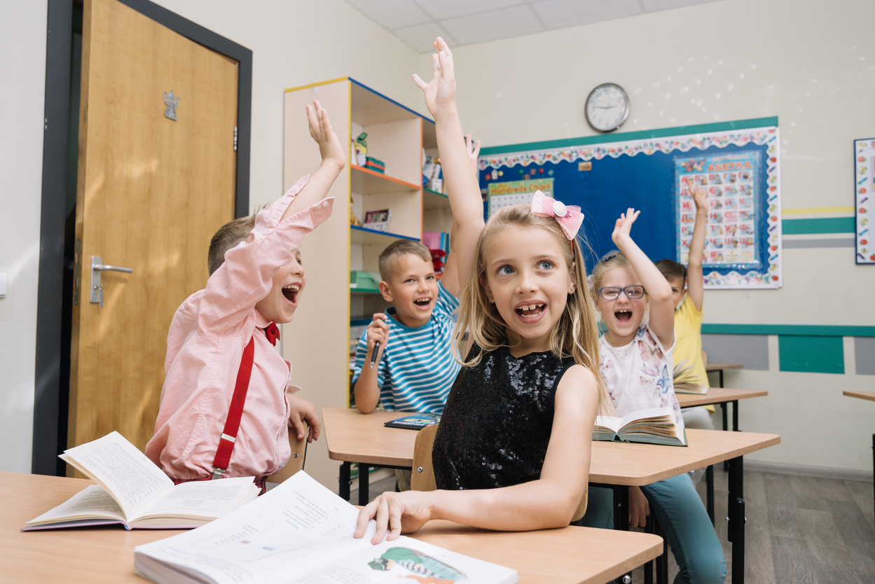 Sekolah di Inggris dan Ukraina Perkuat Hubungan Lewat Program Tukar Cerita