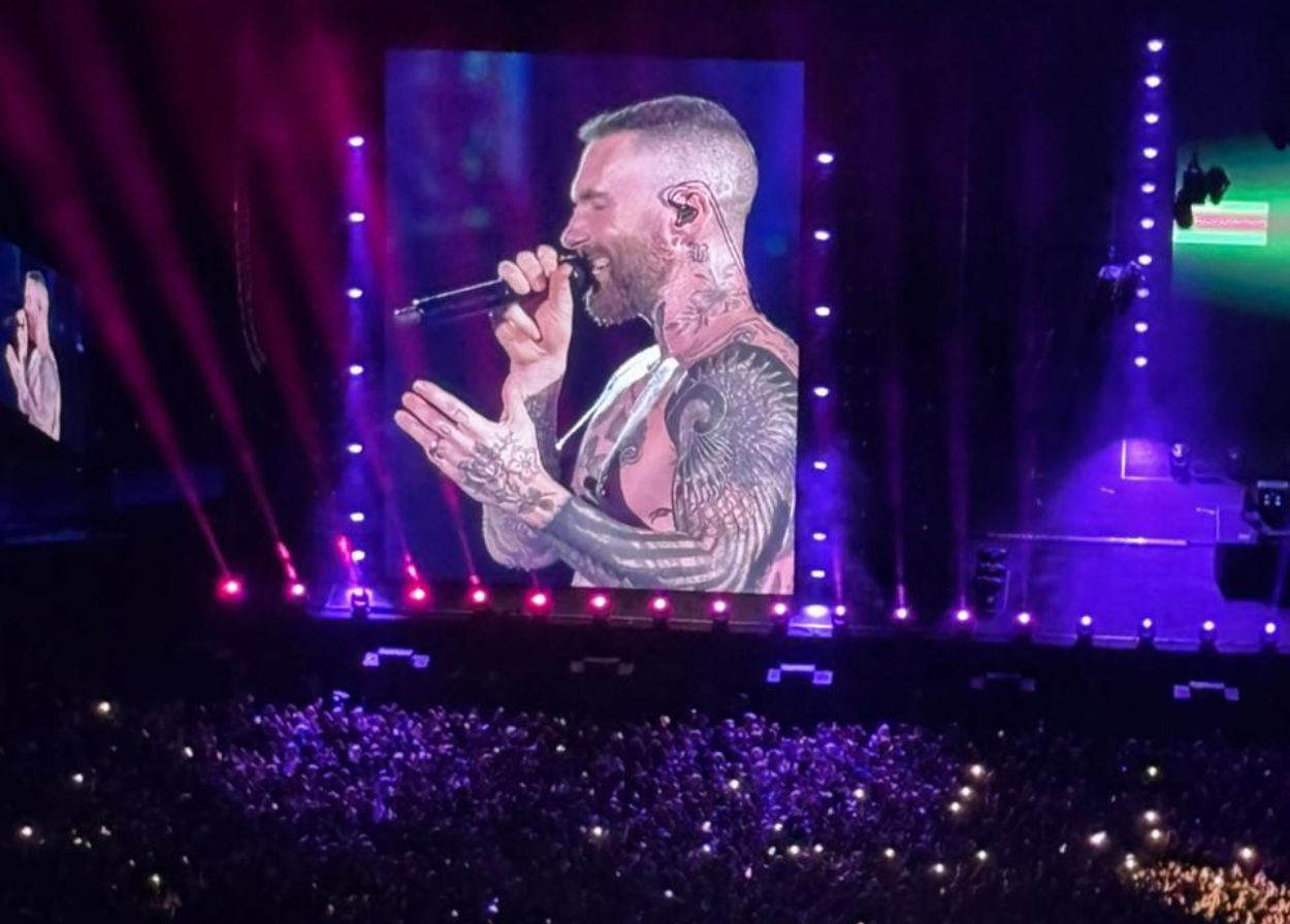 Sukses Digelar, Konser Maroon 5 di JIS Berlangsung Meriah dan Penuh Kejutan