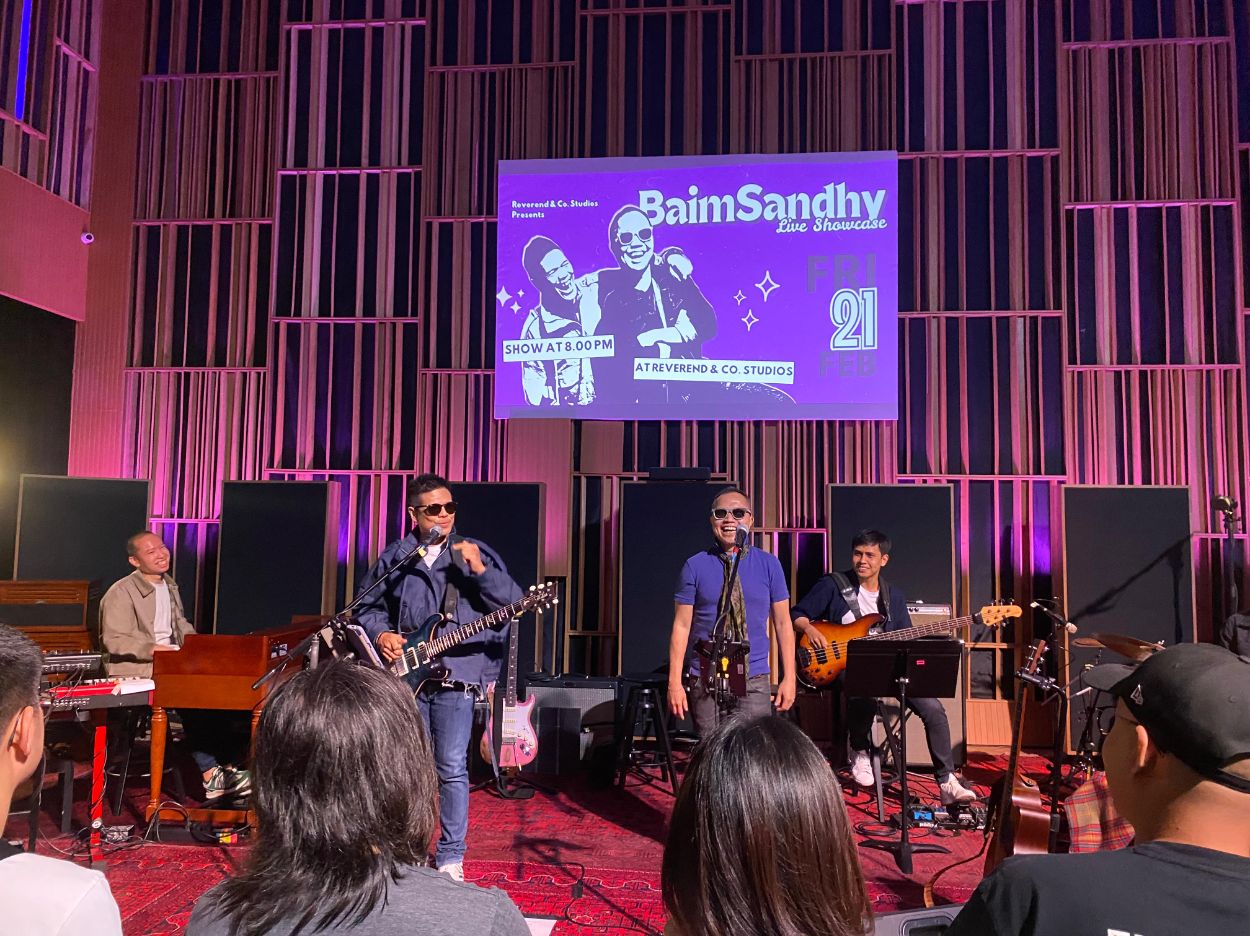 Tampil Bareng, Sandhy Sondoro dan Baim Ajak Nostalgia di 