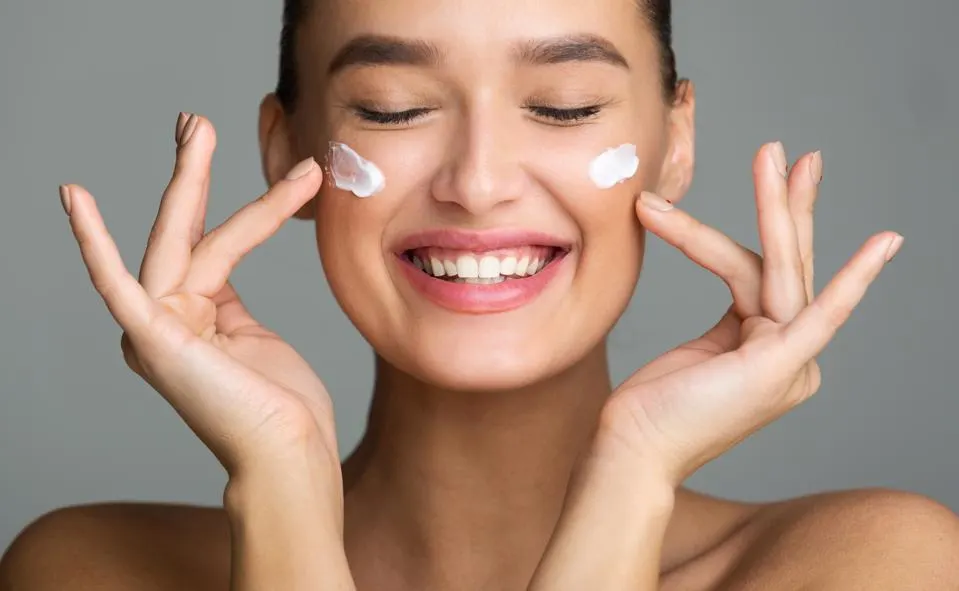 Tips Double Moisturizing Bikin Kulit Auto Lembut dan Glowing