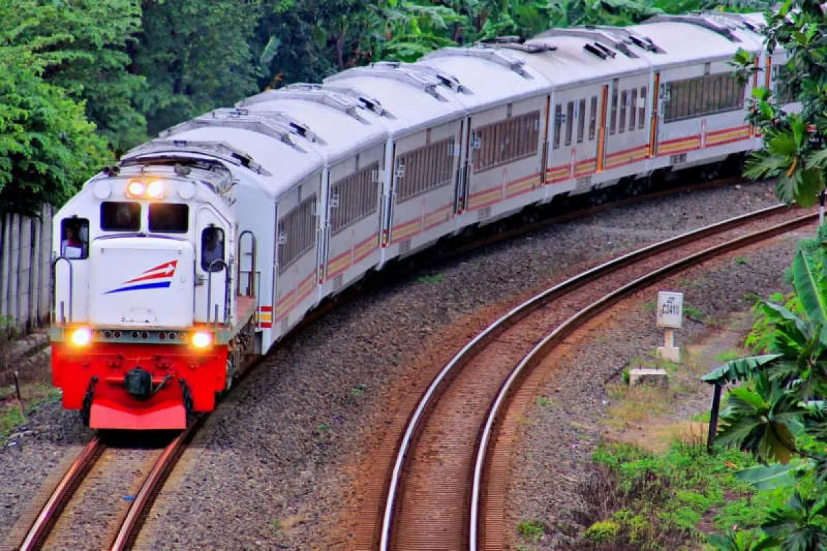 Tips Mudik Lebaran dengan Kereta Api: Biar Perjalanan Makin Nyaman dan Lancar!
