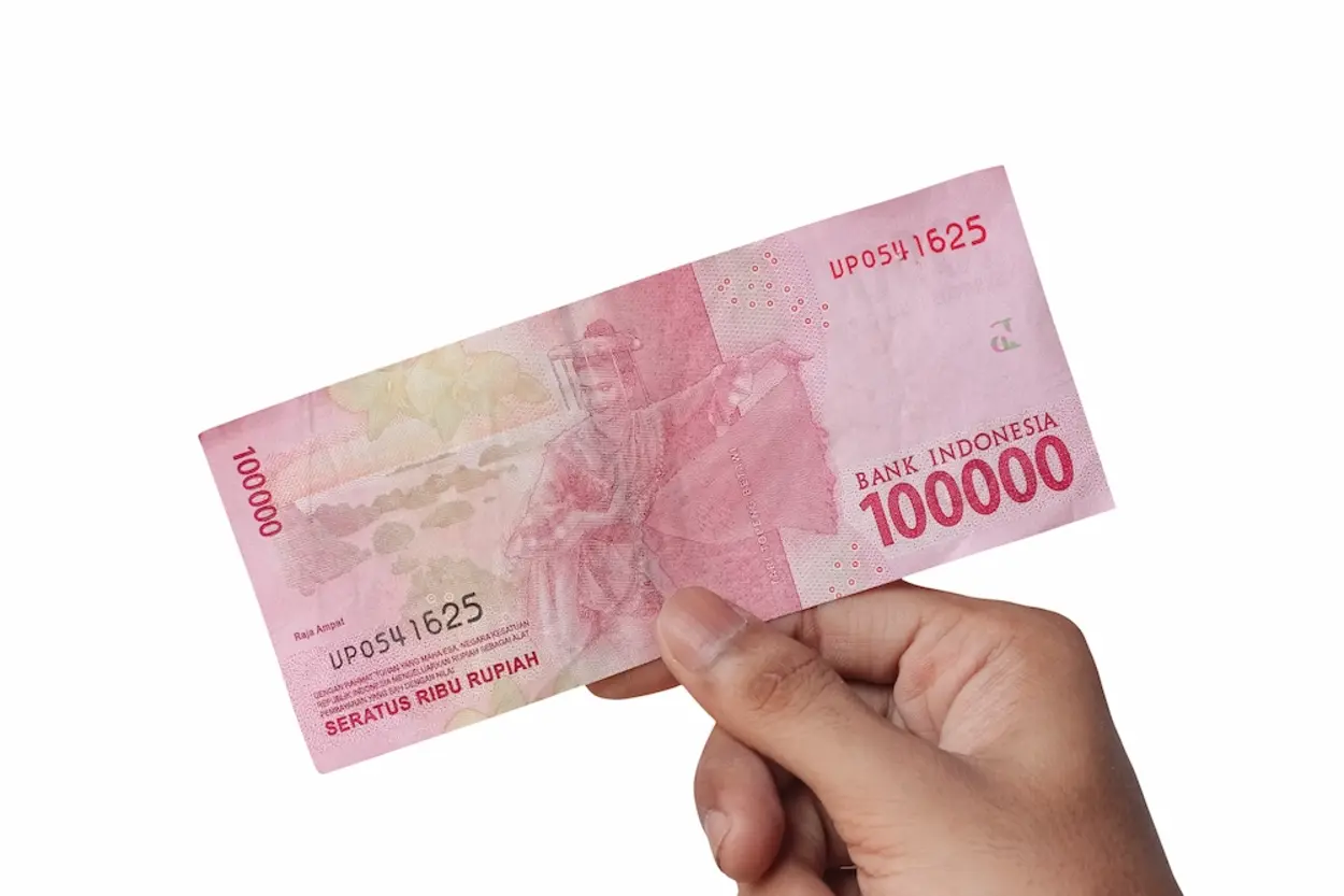 Uang Palsu Makin Gila! Begini Cara Mengeceknya Biar Kamu Gak Jadi Korban